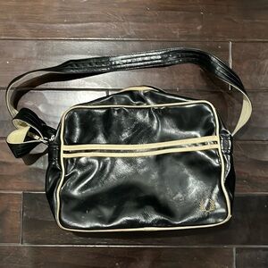 Fred Perry messenger bag